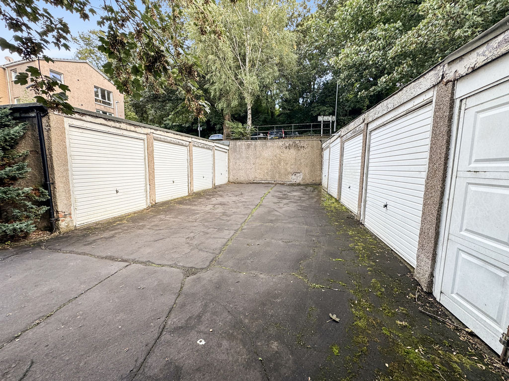 Camphill Avenue Langside